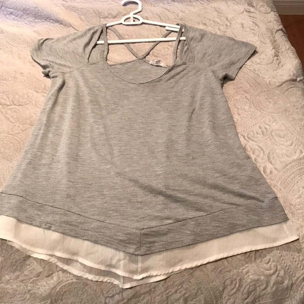 Medium lace top